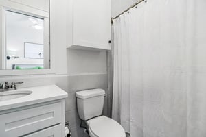 1st Floor, Secondary King Bathroom Shared with Full Bedroom