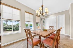 1st Floor, Dining Area
