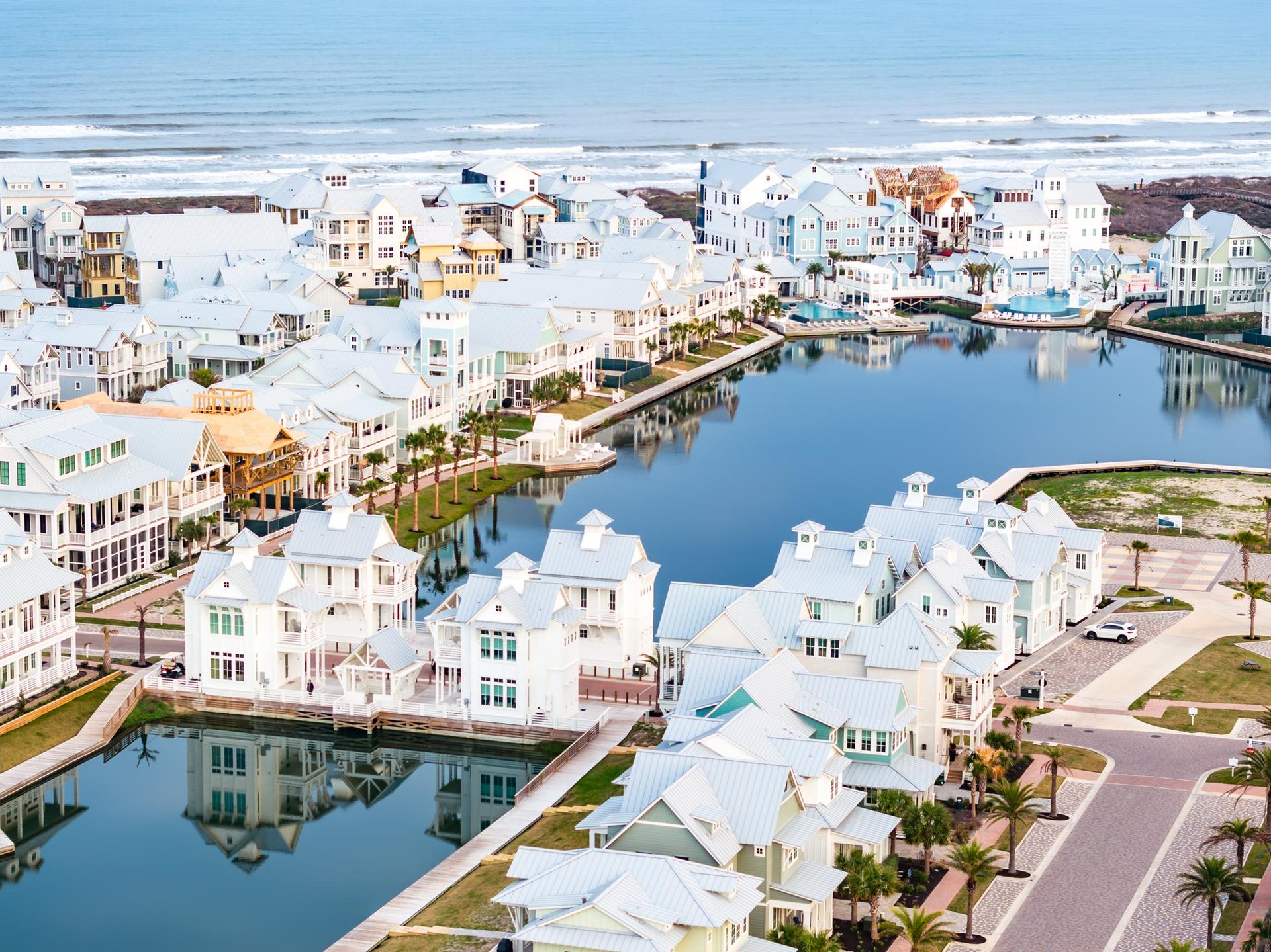 Leisure Lake and South Town Lake