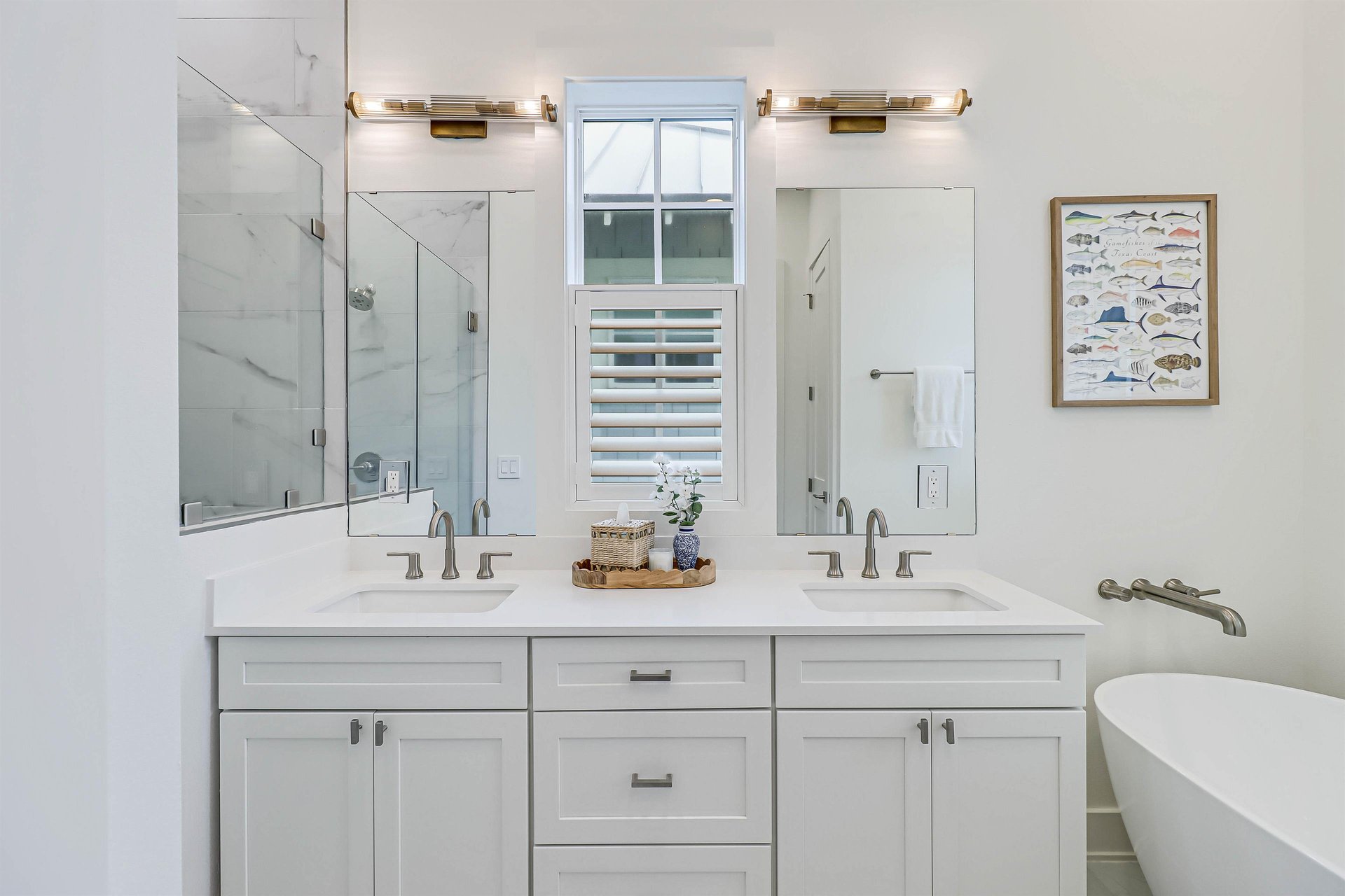 Primary King Bathroom, 2nd Floor