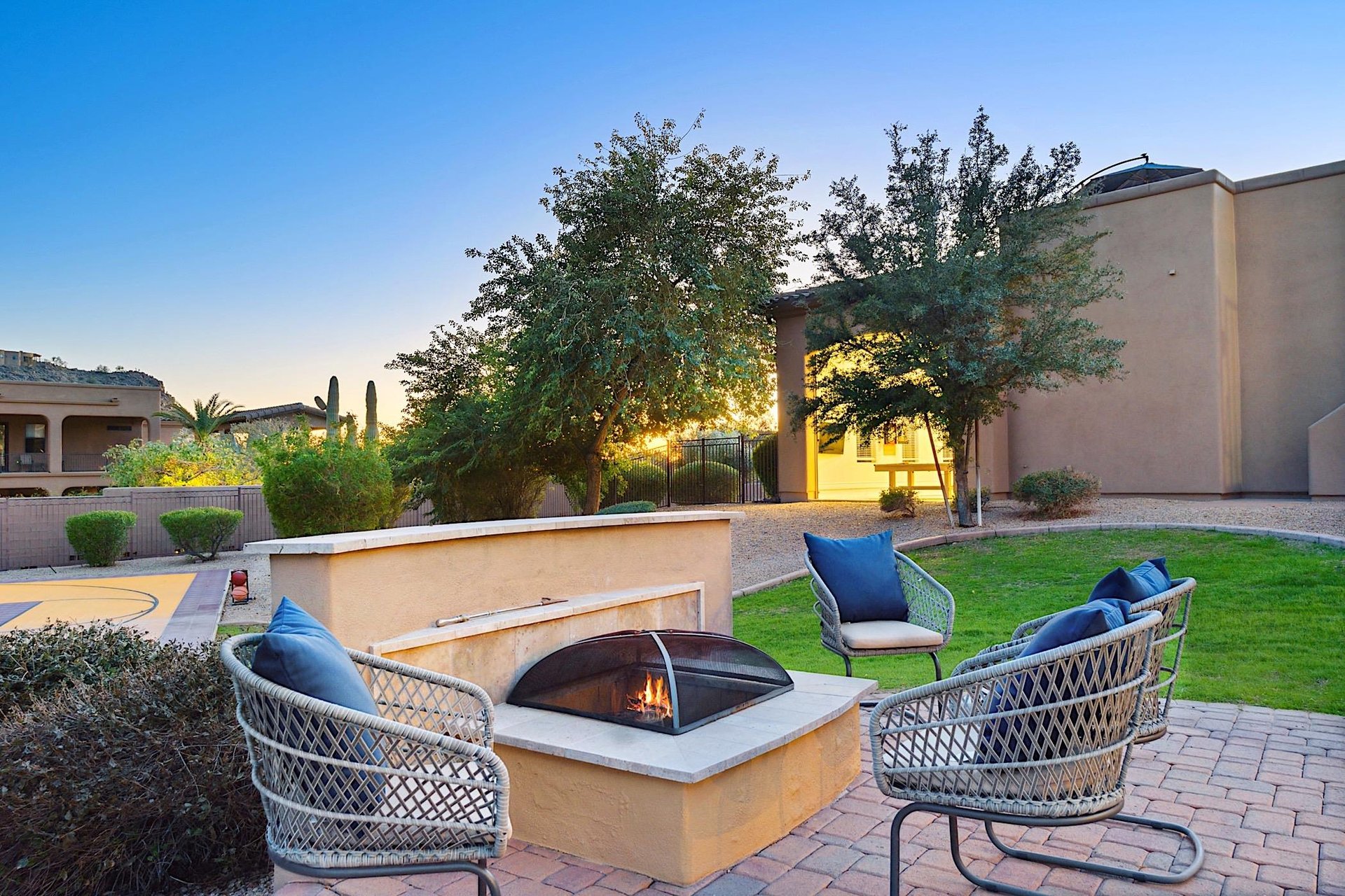 Backyard fire pit