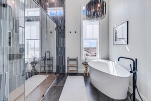 Primary King Bathroom, 2nd Floor