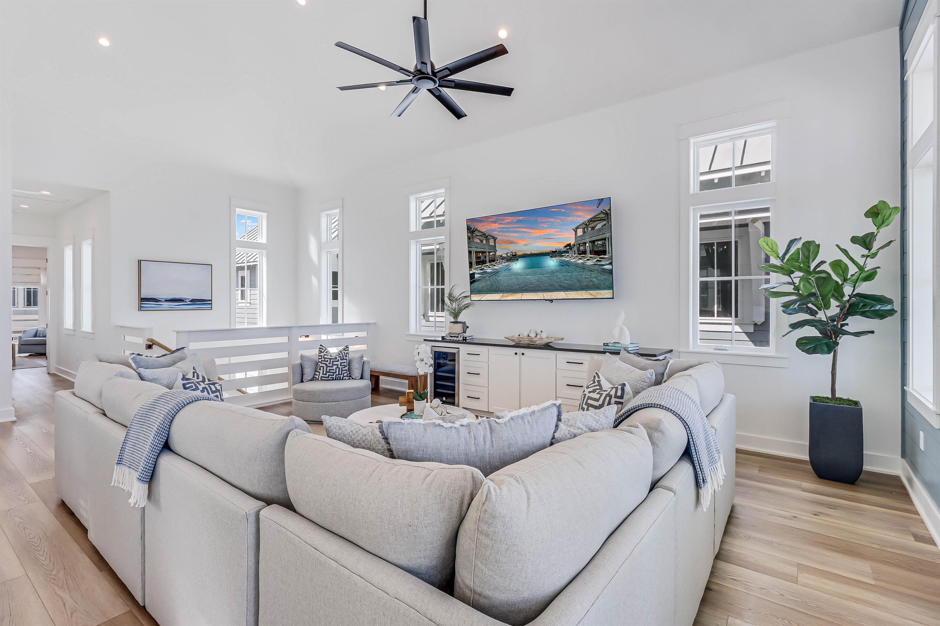 Living Area, 2nd Floor