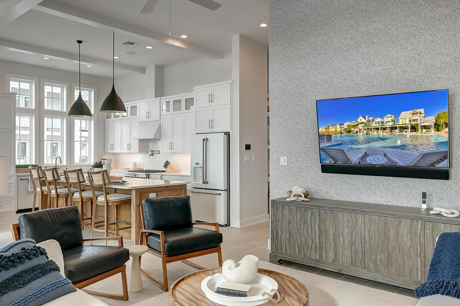 1st Floor Living Area