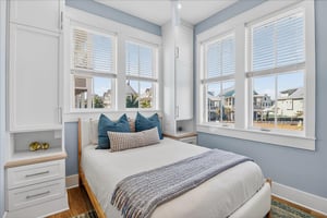 2nd Queen Suite, 2nd Floor