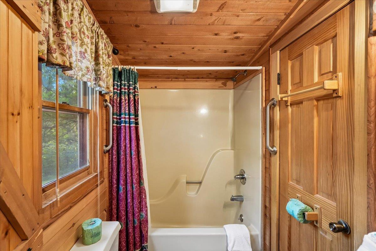 22Primary Bath