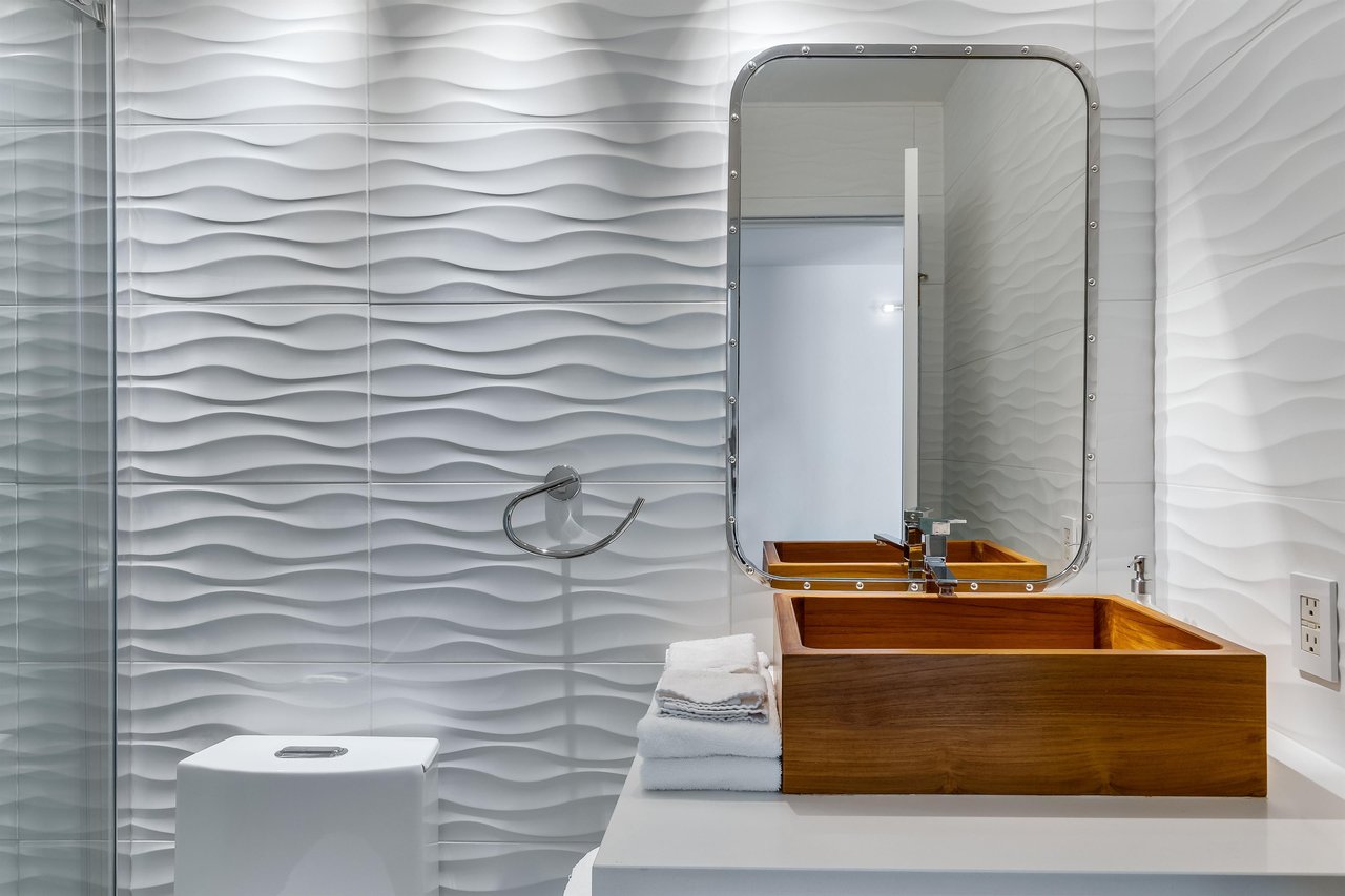 Guest bathroom