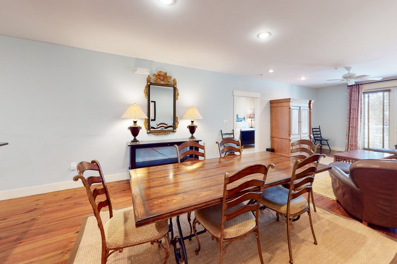 Grand Isle Getaway 205 5