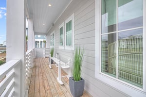 Side Porch with South Carolina Style Joggling BoardBench