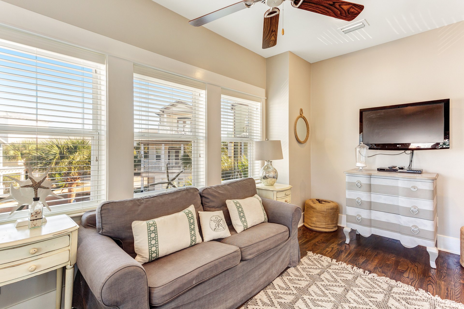 Seacrest Beach  The Lookout 29