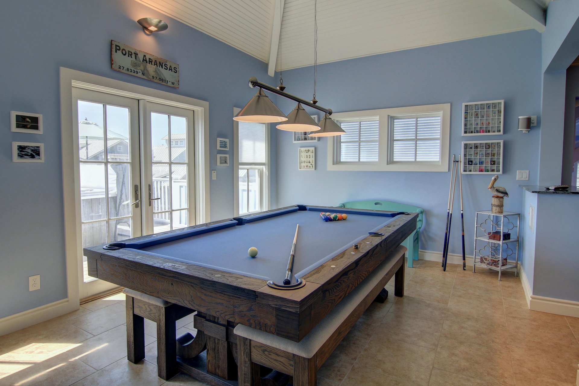 Game Room with Convertible Pool Table, 3rd Floor
