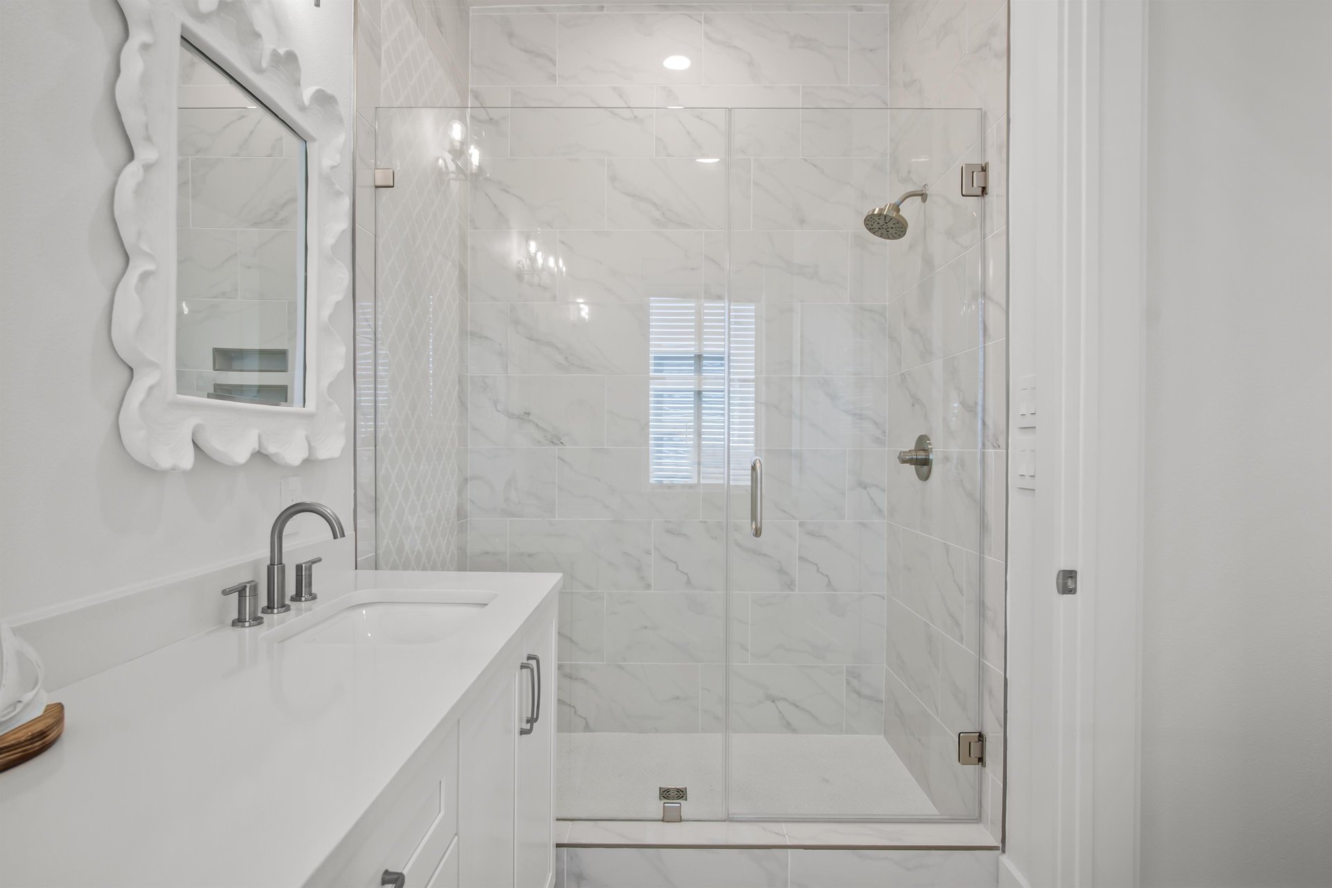 Ensuite Bathroom, 2nd Floor