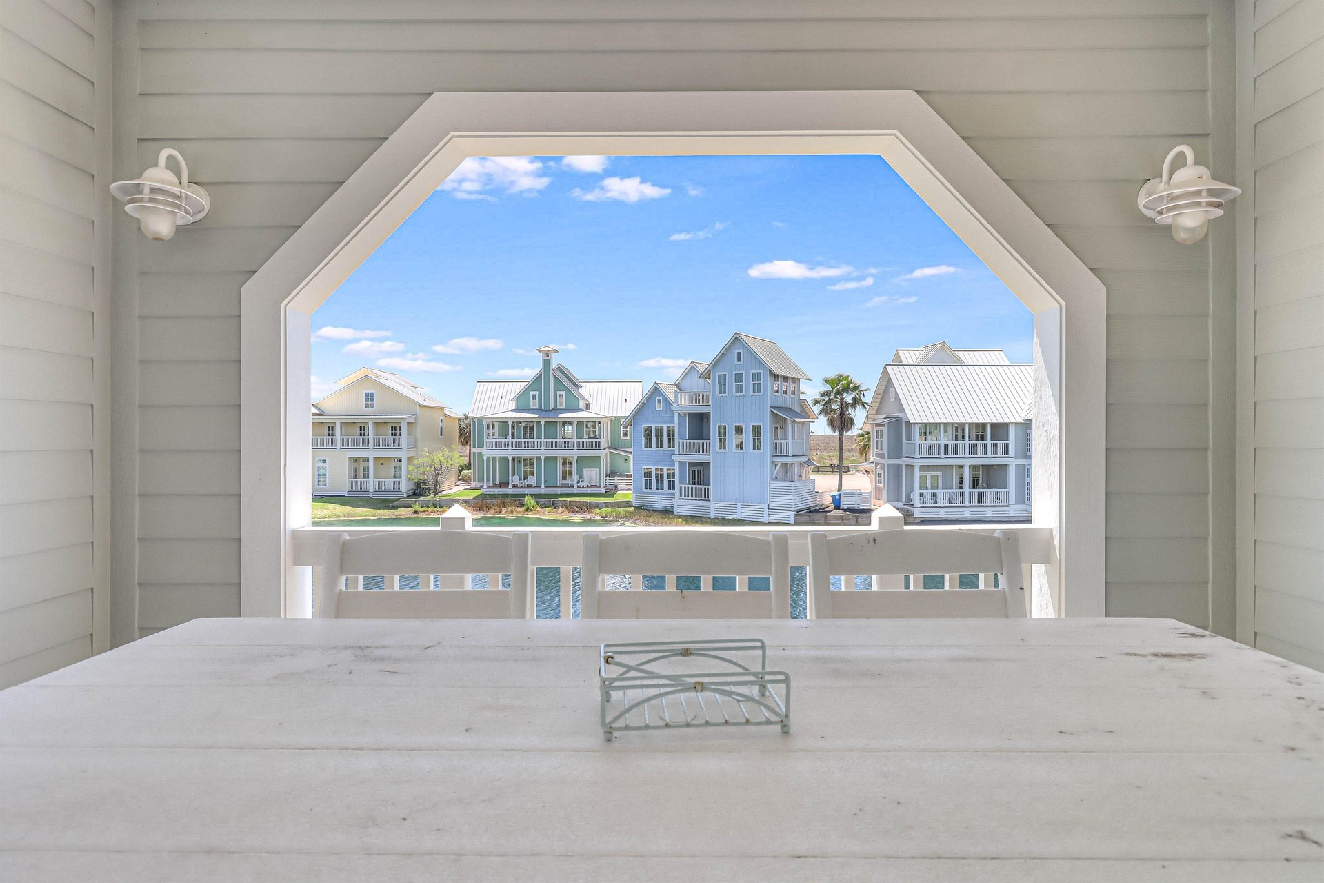 Lakeside Balcony Dining Area, 2nd Floor