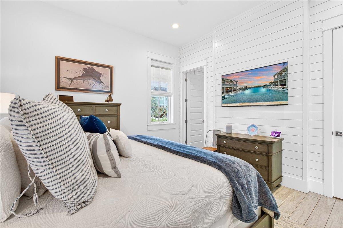 1st Floor, King Bedroom