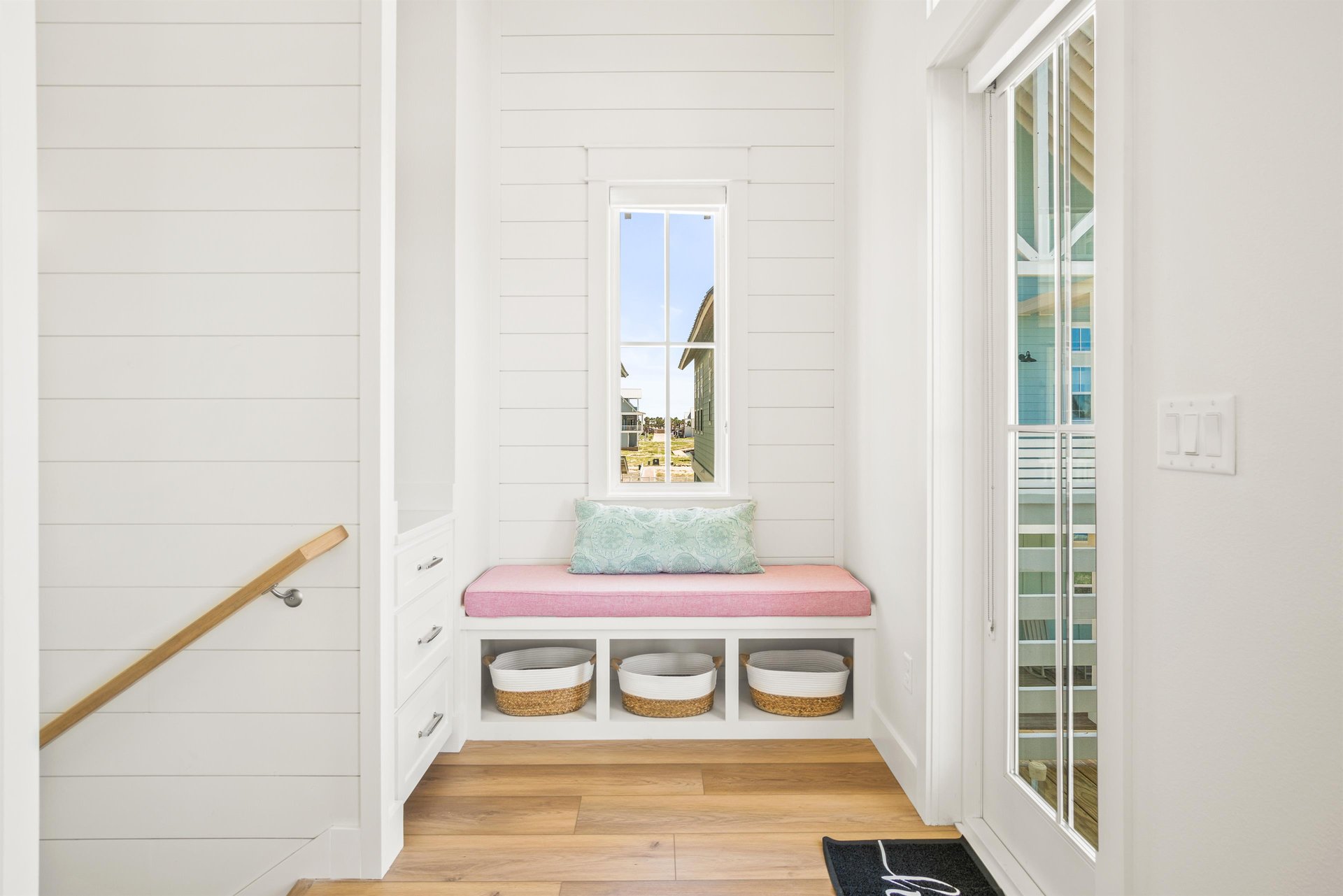 Reading Nook, 2nd Floor