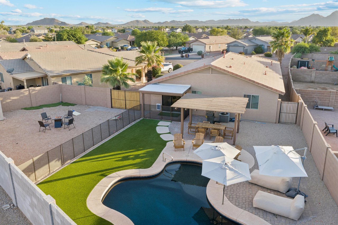 A beautiful 4 bedroom, 2 bathroom home located in San Tan Valley, AZ