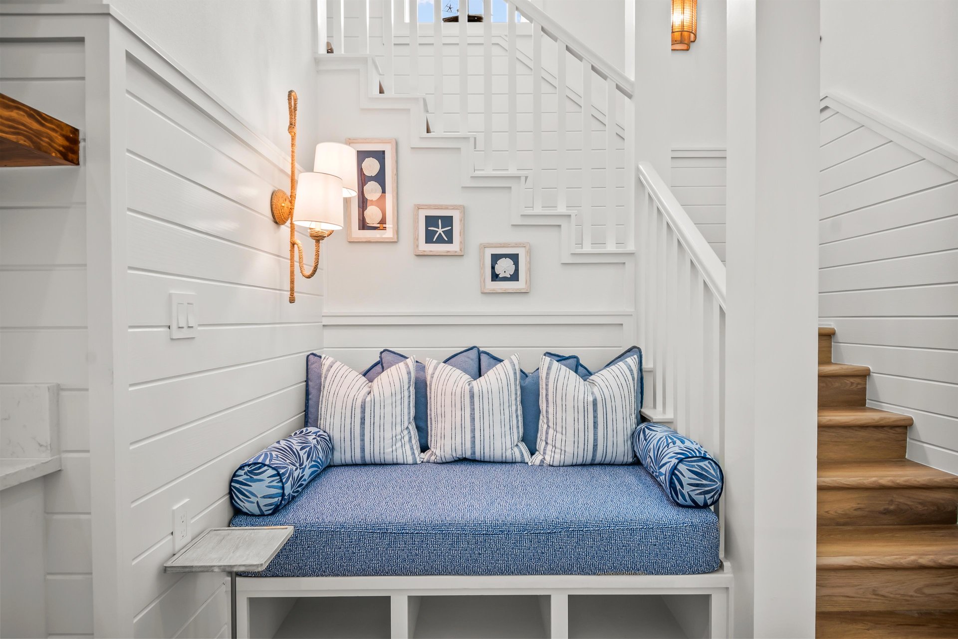 Reading Nook, 1st Floor