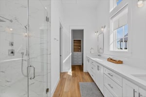 Primary King Bathroom, 2nd Floor