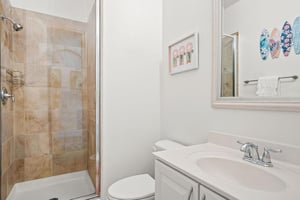 Hallway Bathroom, 1st Floor