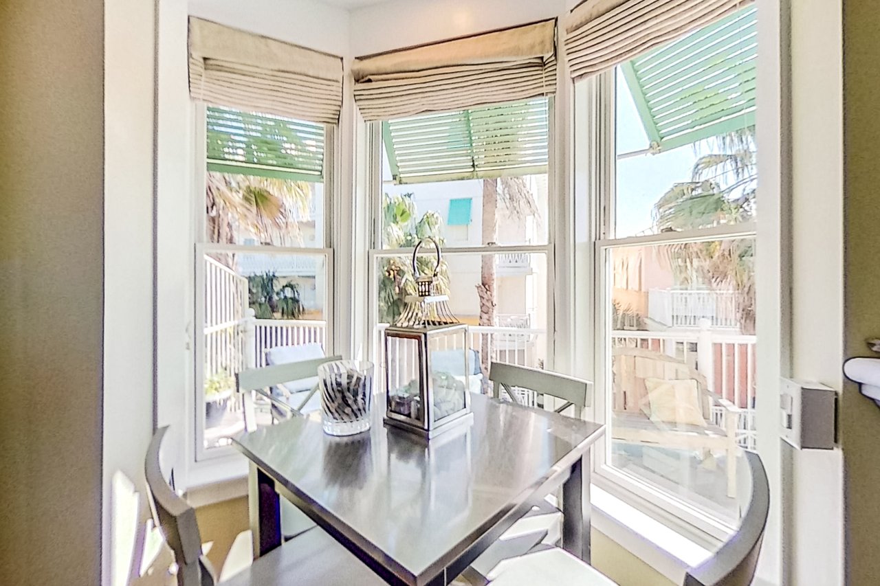 Downtown Carillon 4303 2