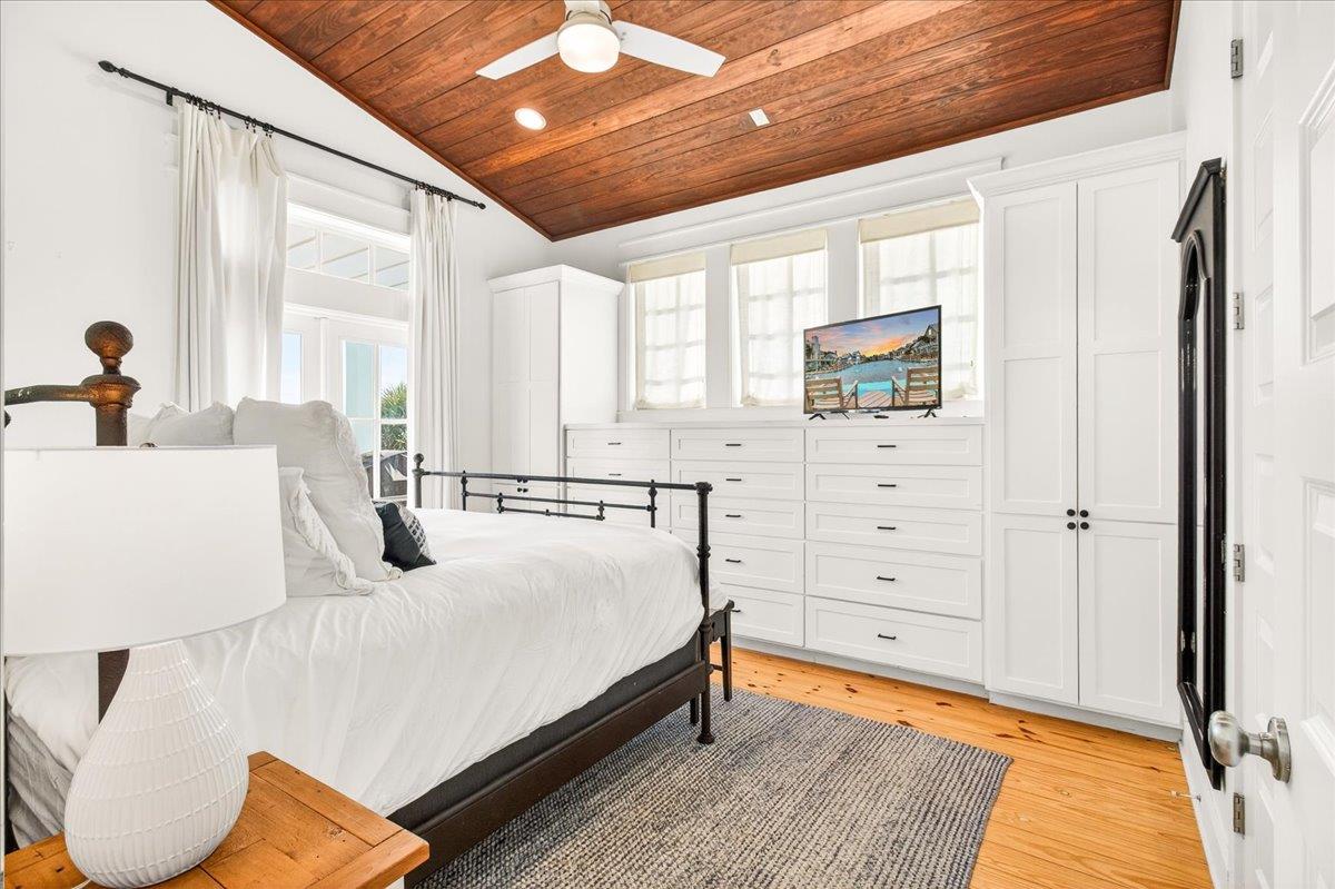 2nd Floor, Primary King Bedroom