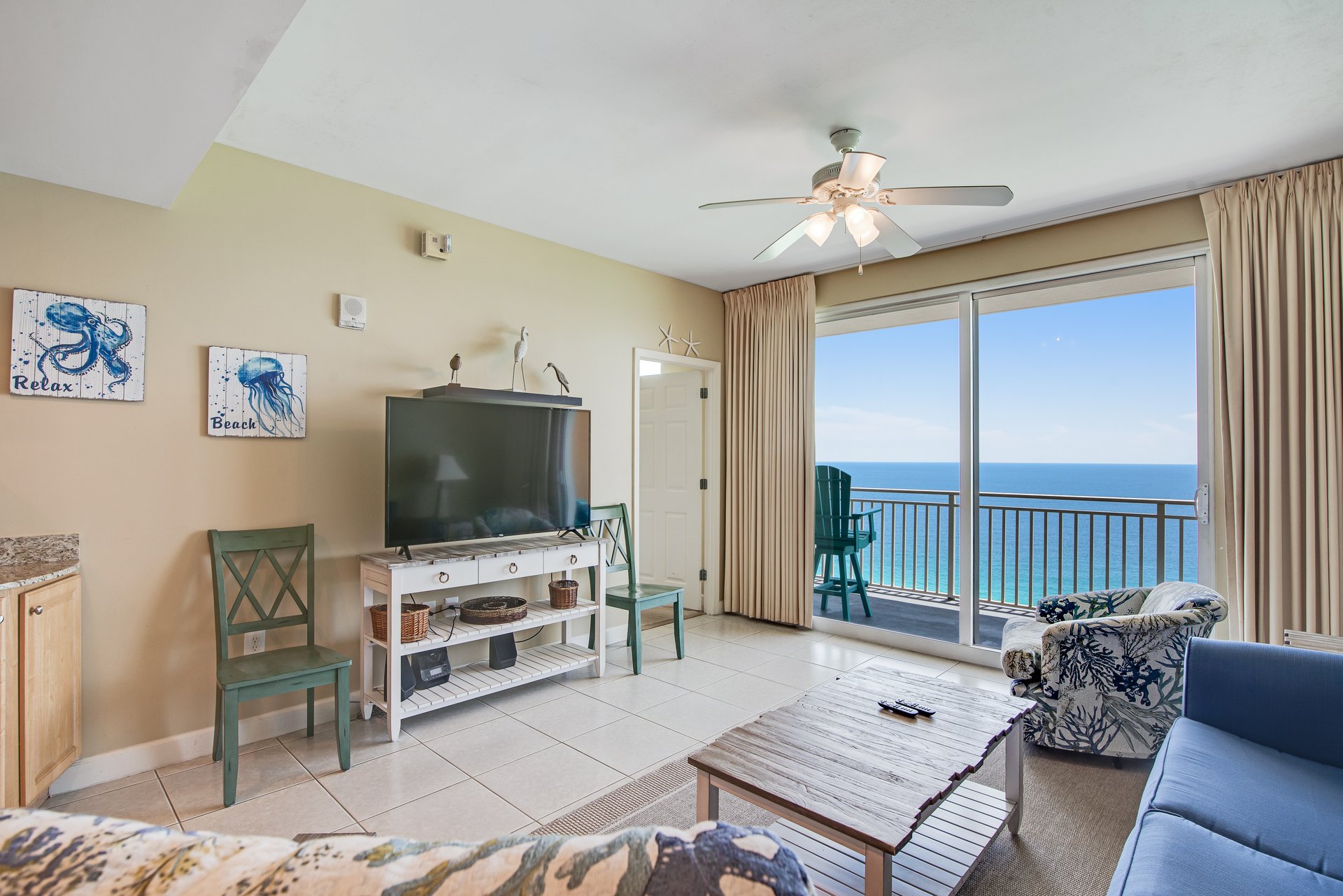 Splash Resort 2002W 1