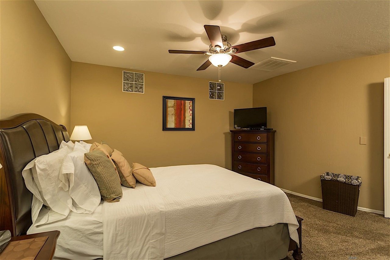 Queen Bed