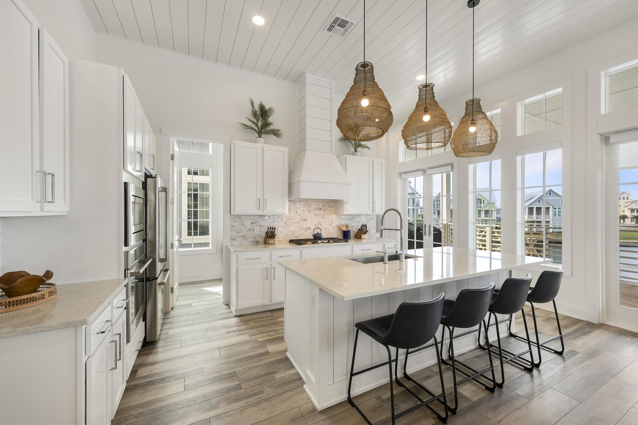 Kitchen, 2nd Floor