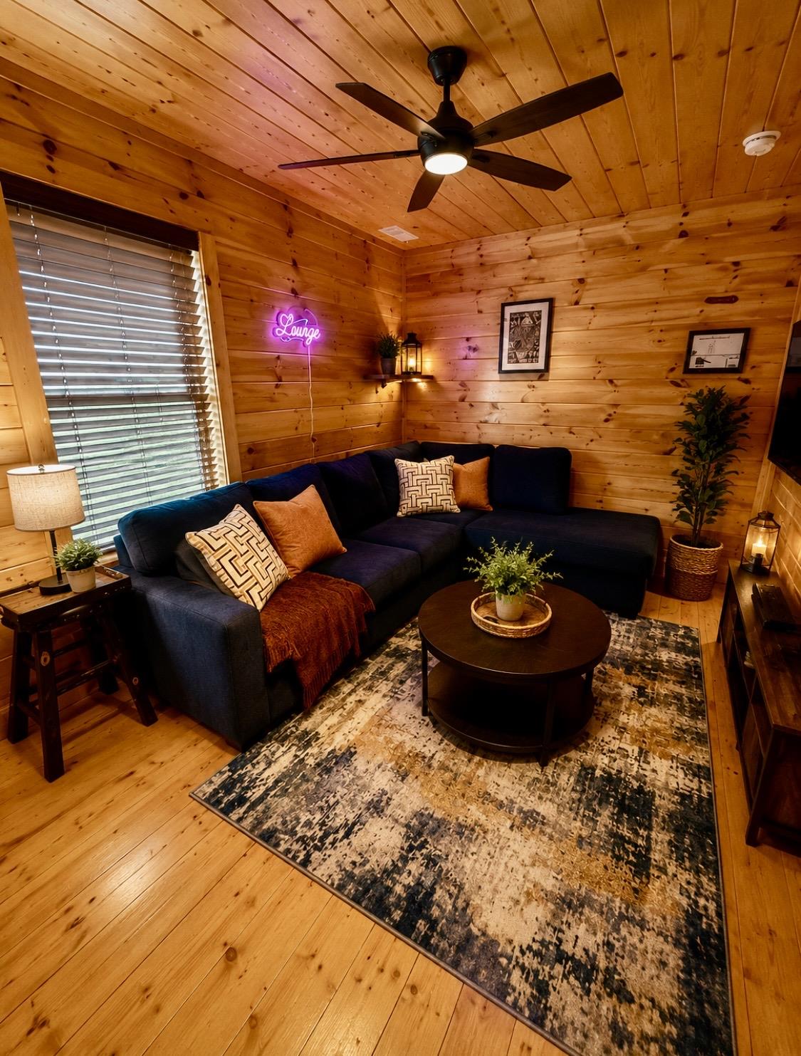 Loft Area  Upstairs