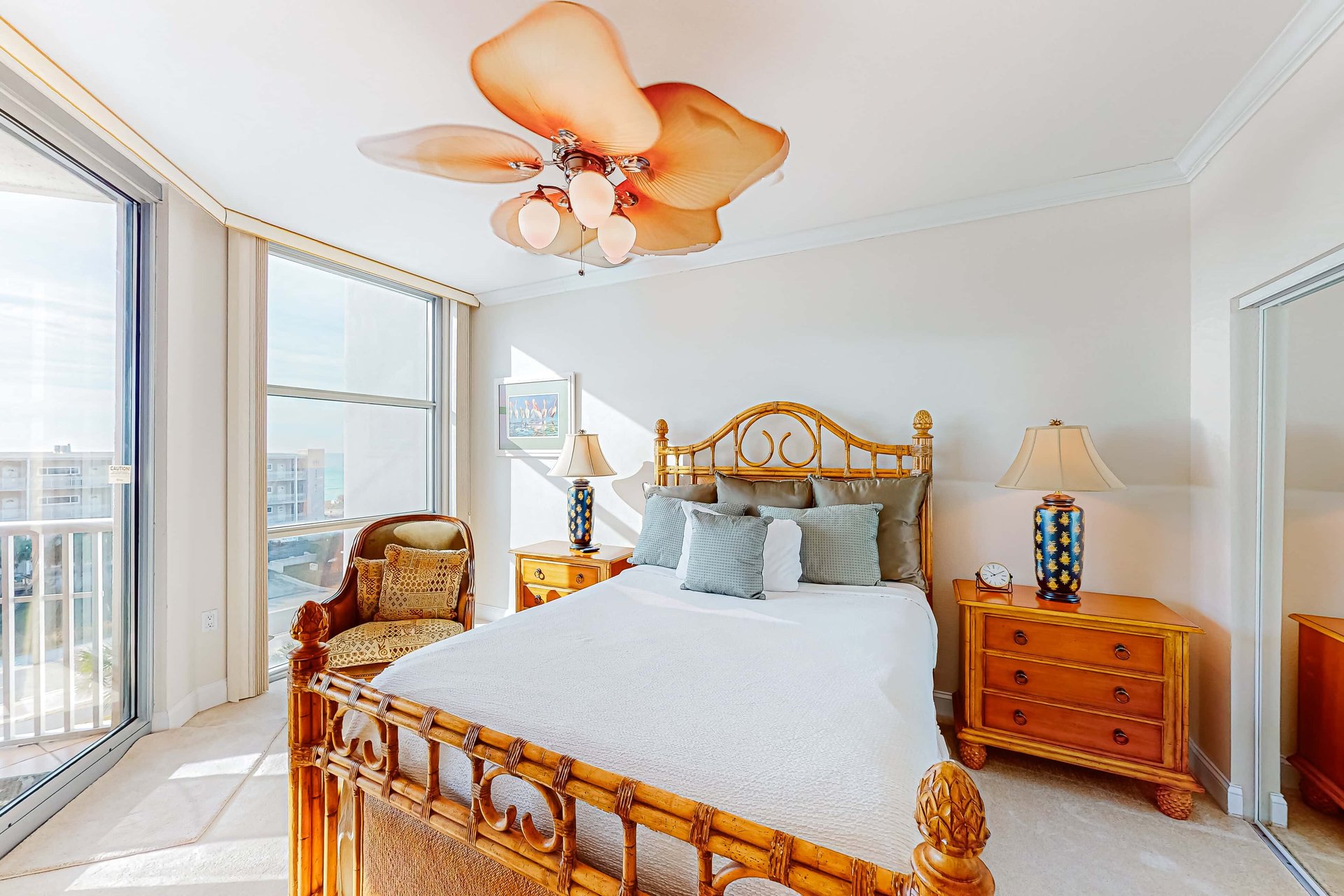 Emerald Dolphin 540 15