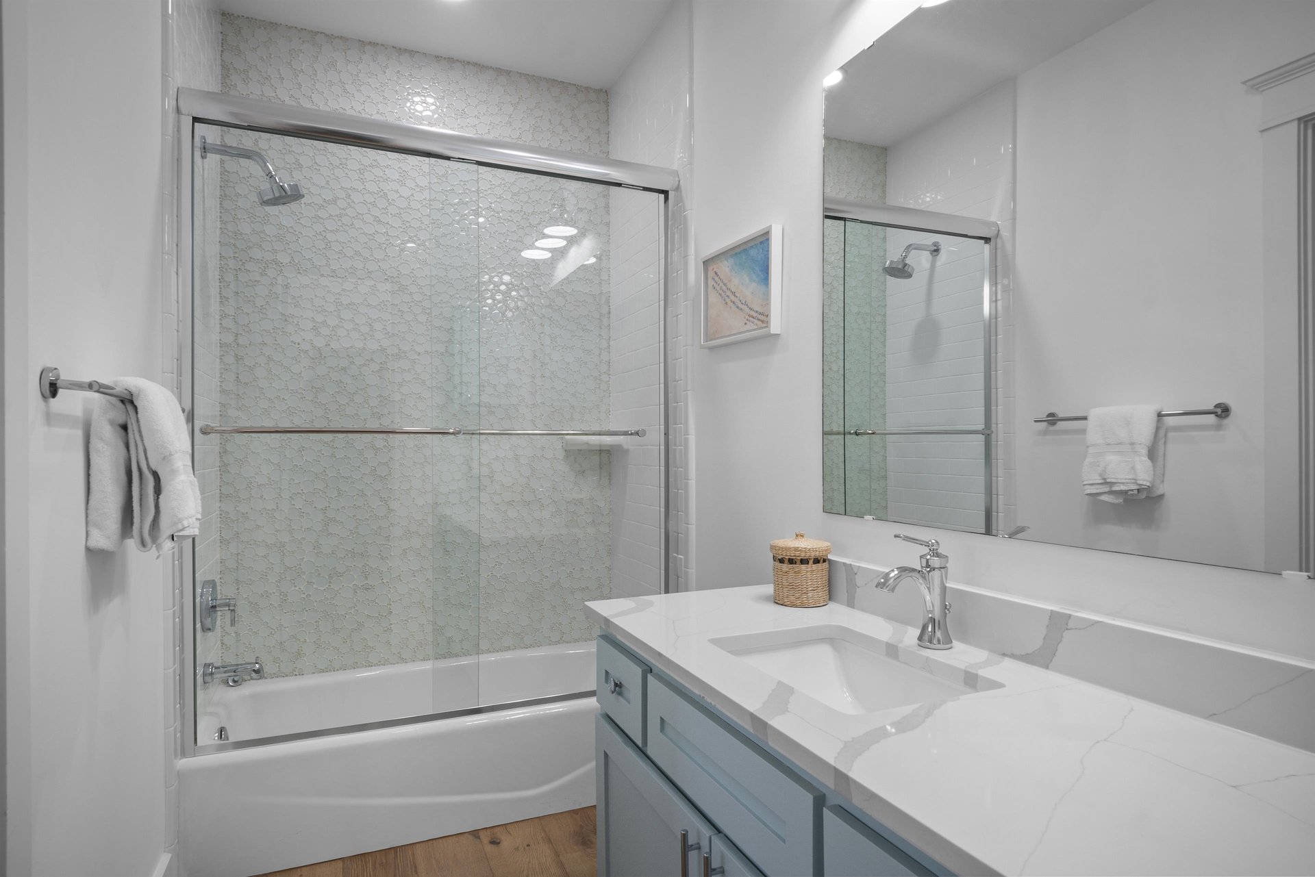 1st Floor, Second Twin  Full Bathroom