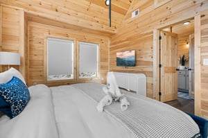 king bed