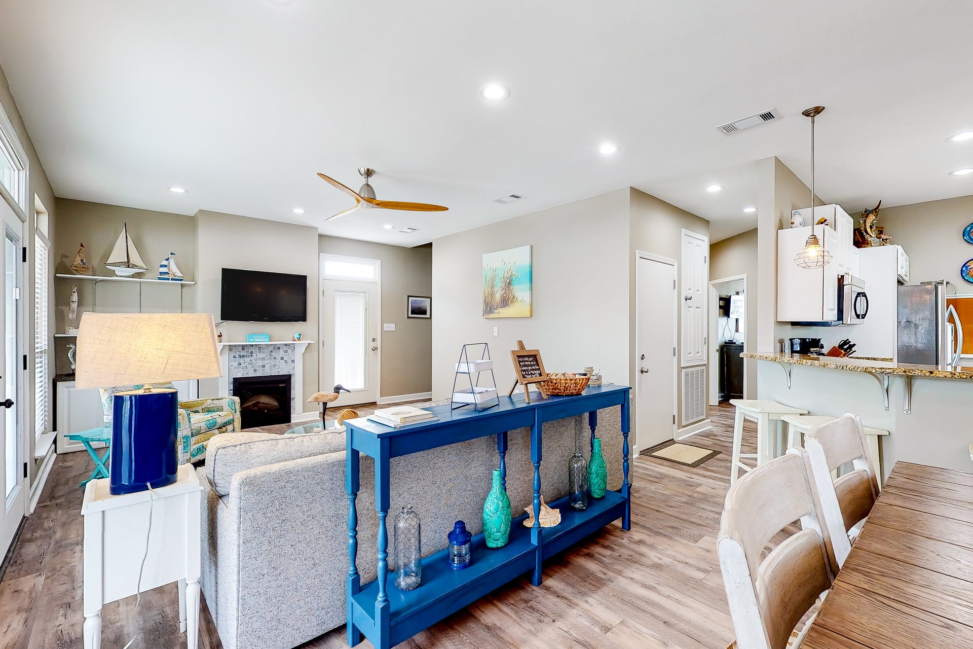 Lazy Daze Beach House 6