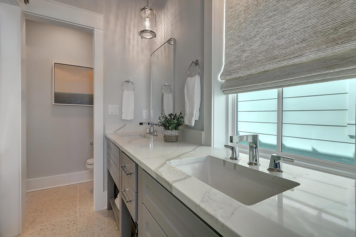 Primary Bathroom, 2nd Floor