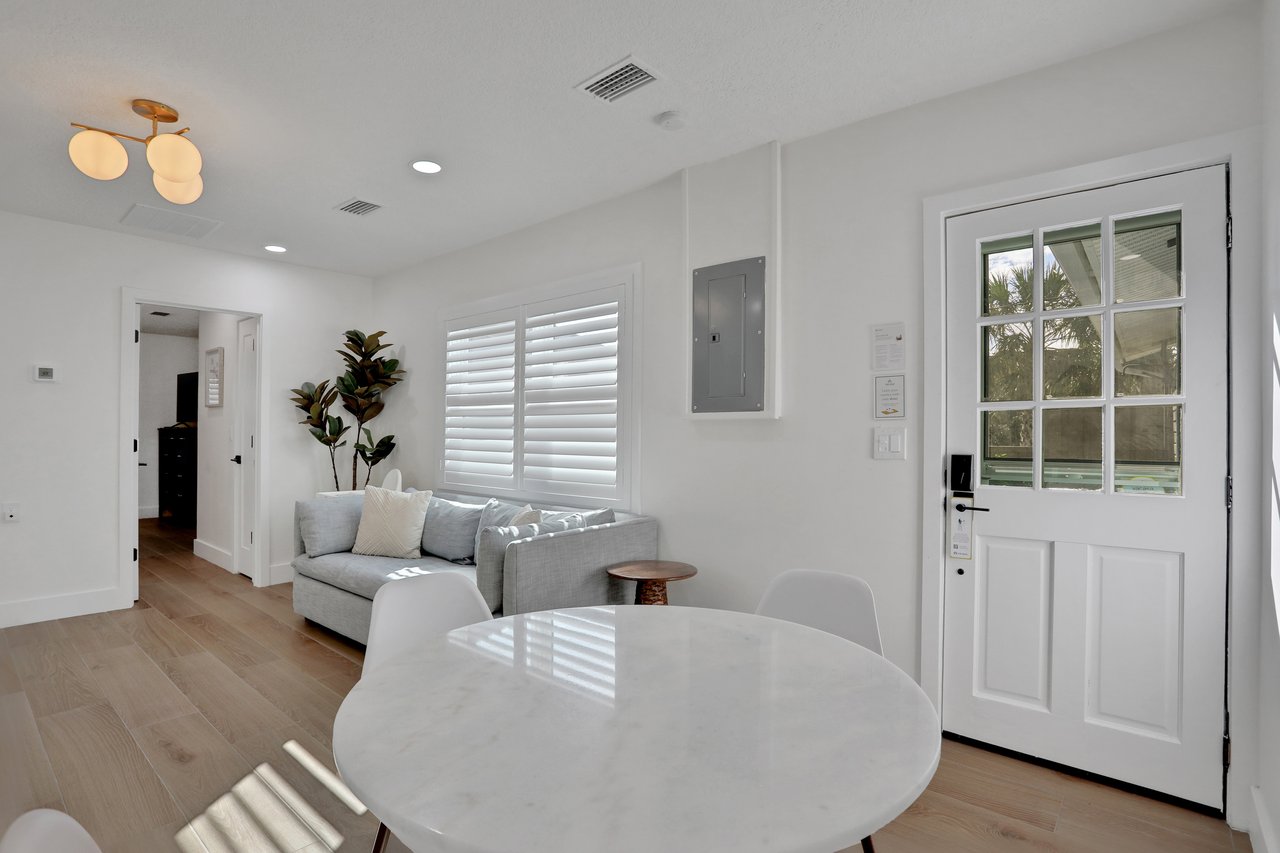 Palmetto Paradise  A 33