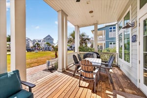 1st Floor, Front Porch