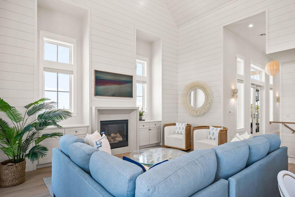 Main Living Space, 2nd Floor