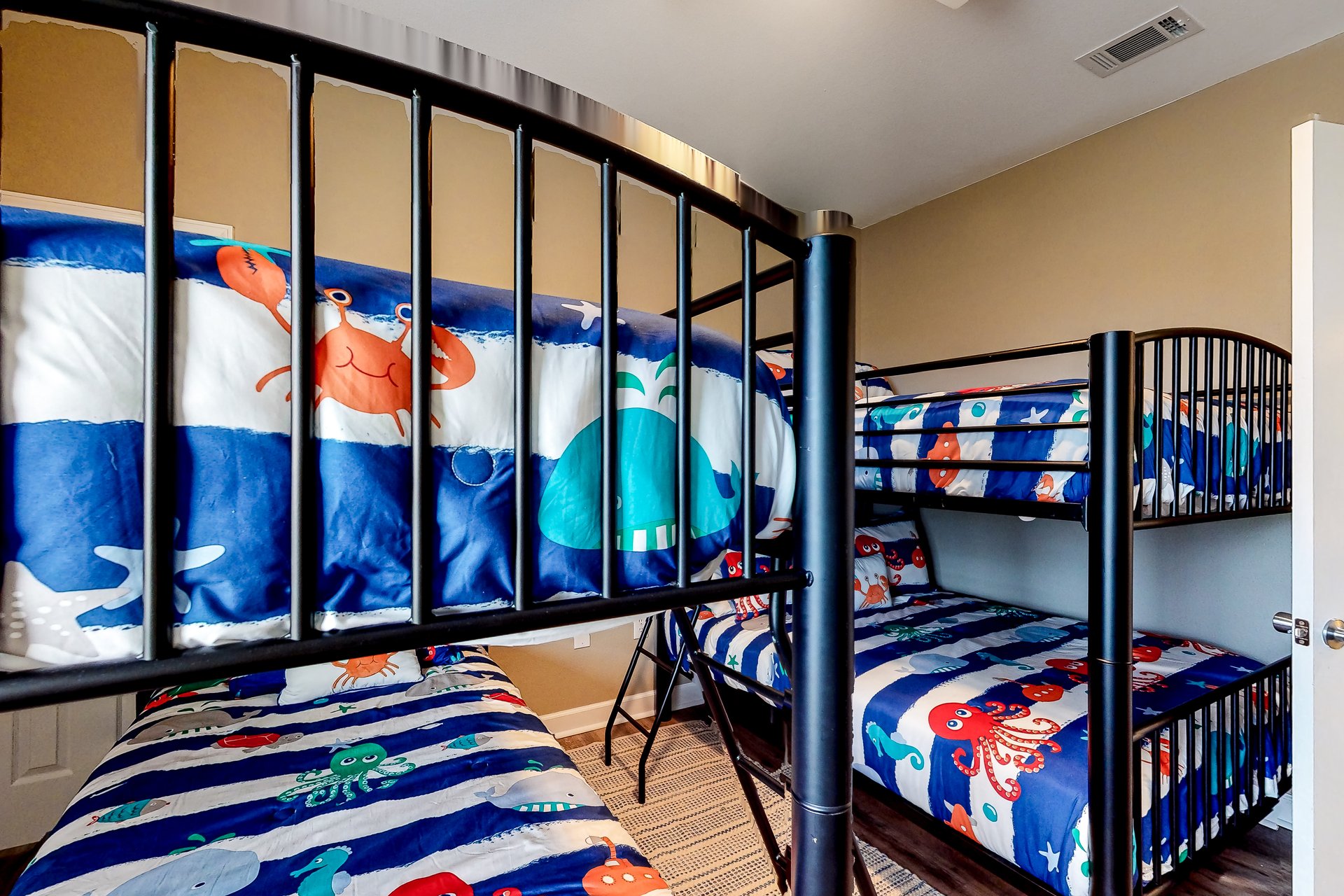 Lazy Daze Beach House 20