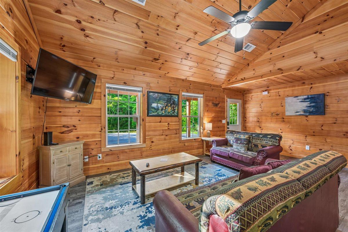 14Living Room