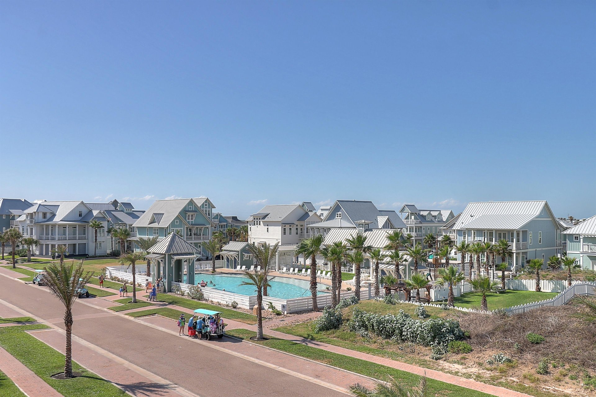 Dune Pool View, 3rd Floor