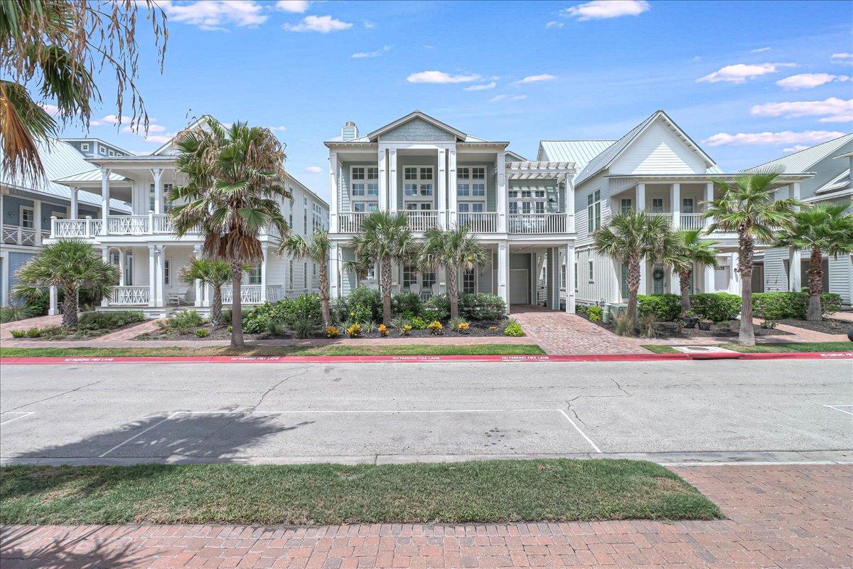 Welcome to The Pool House