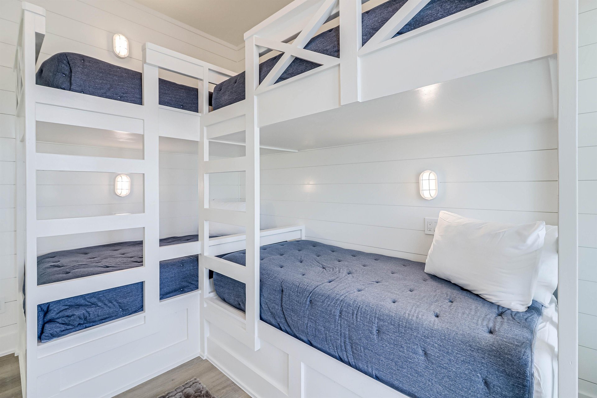 Bunk Bedroom, 2nd Floor