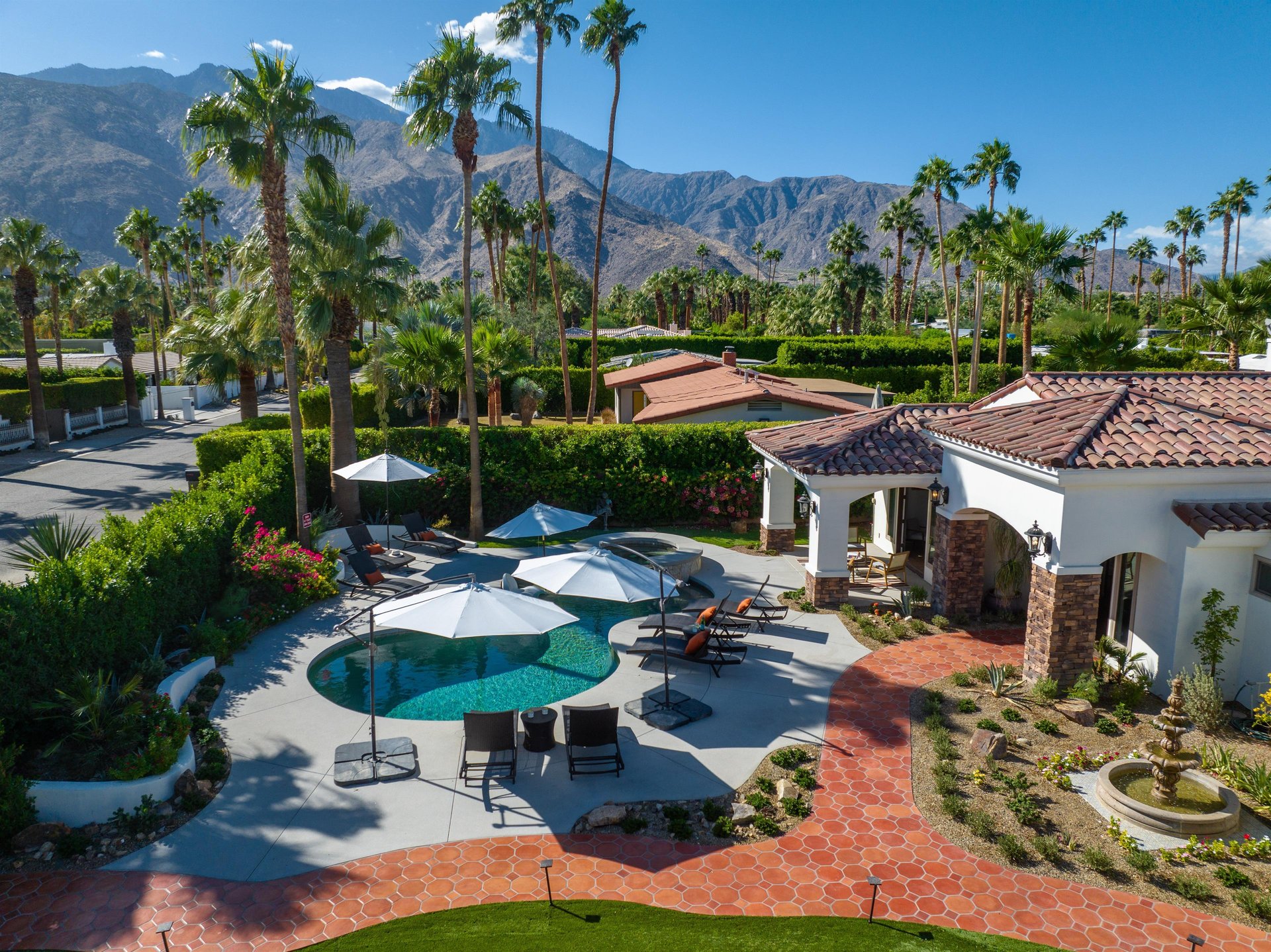 Palm Springs living