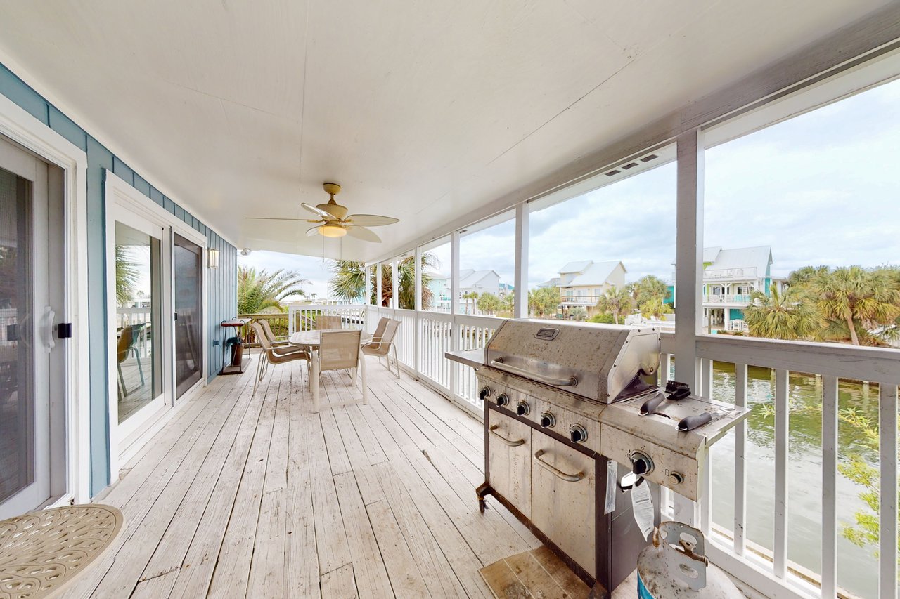 Flood Reef Retreat  Coral Casa 2