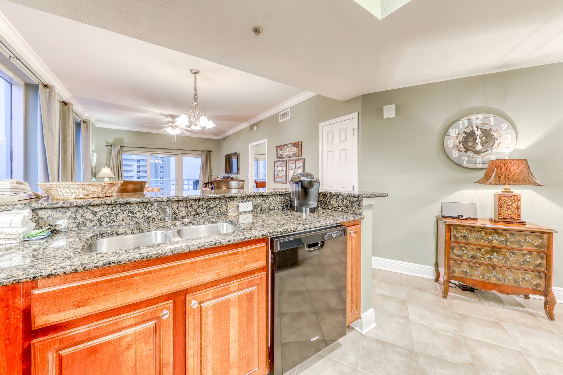 Crystal Tower 501 12