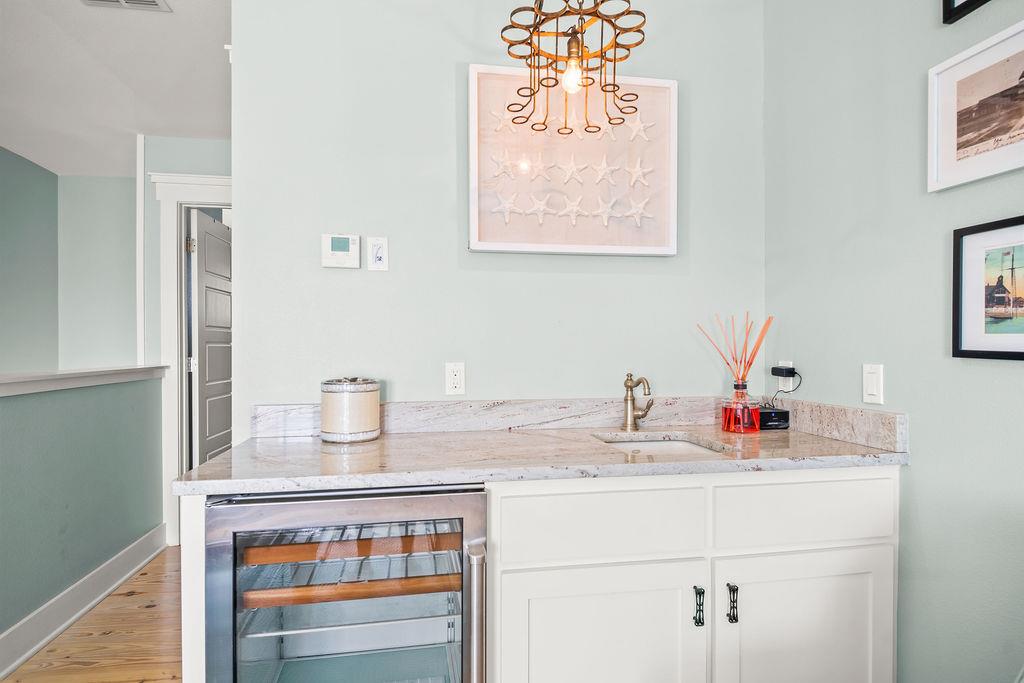 3rd Floor Wet Bar