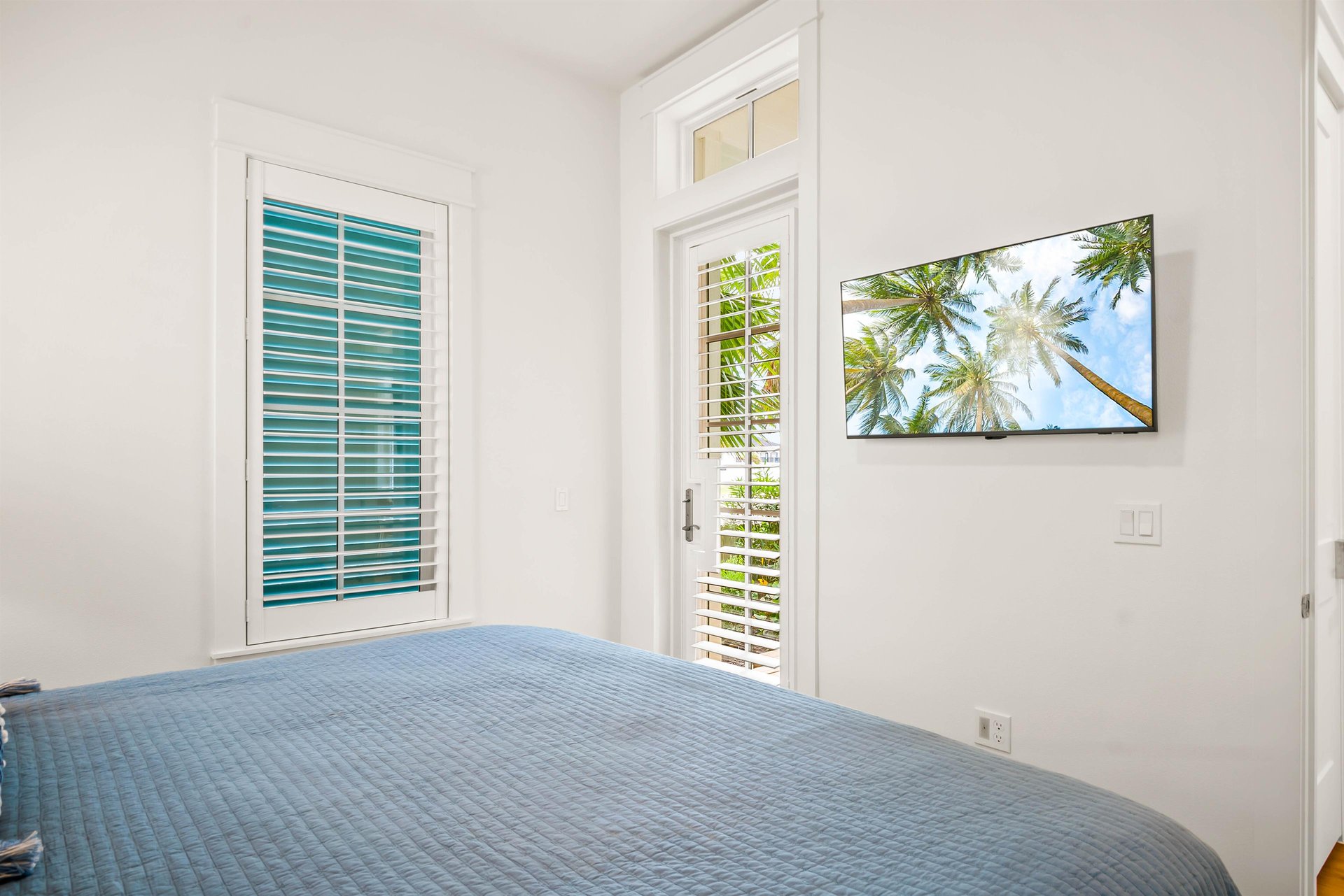 King Bedroom, 1st Floor