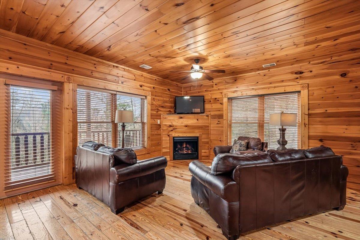 46Recreation Room