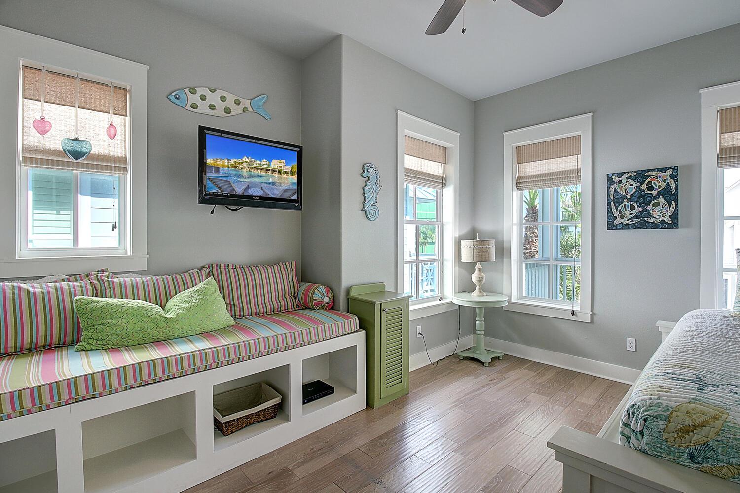 Bunk Room w Trundle Bed, 2nd Floor