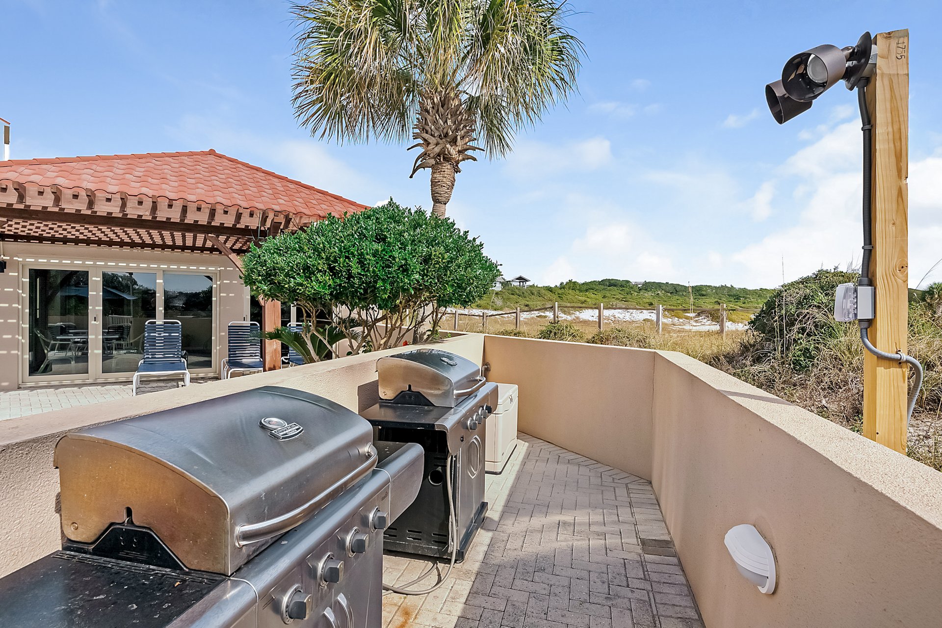 TOPSL Beach Manor 804 28